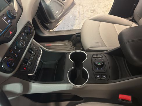 Used 2019 GMC Terrain SLT w/ Preferred Package FWD image 20