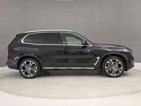 Used 2024 BMW X5 sDrive40i w/ Parking Assistance Package RWD image 8