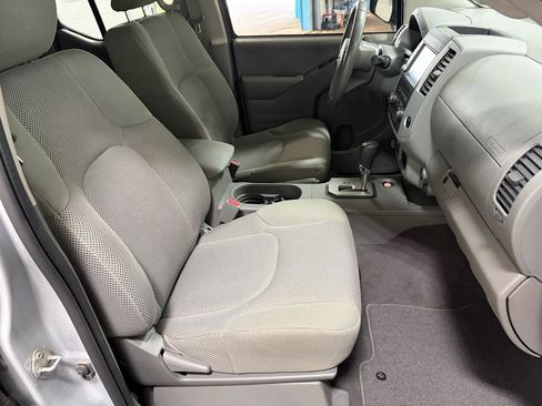 Used 2021 Nissan Frontier S AWD/4WD image 15