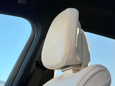 Certified 2026 Mercedes-Benz GLC 300 4MATIC image 21