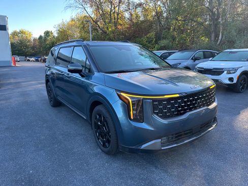 New 2026 Kia Carnival SX image 3