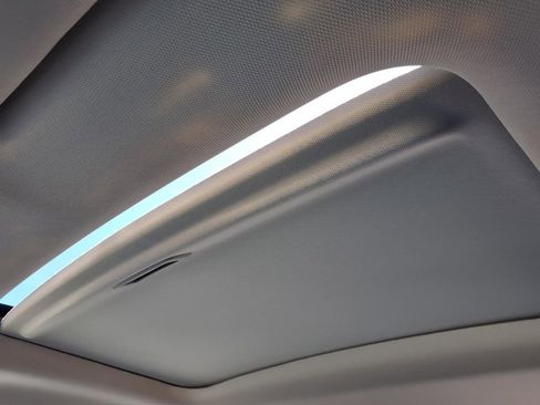 New 2026 Honda HR-V EX-L image 24