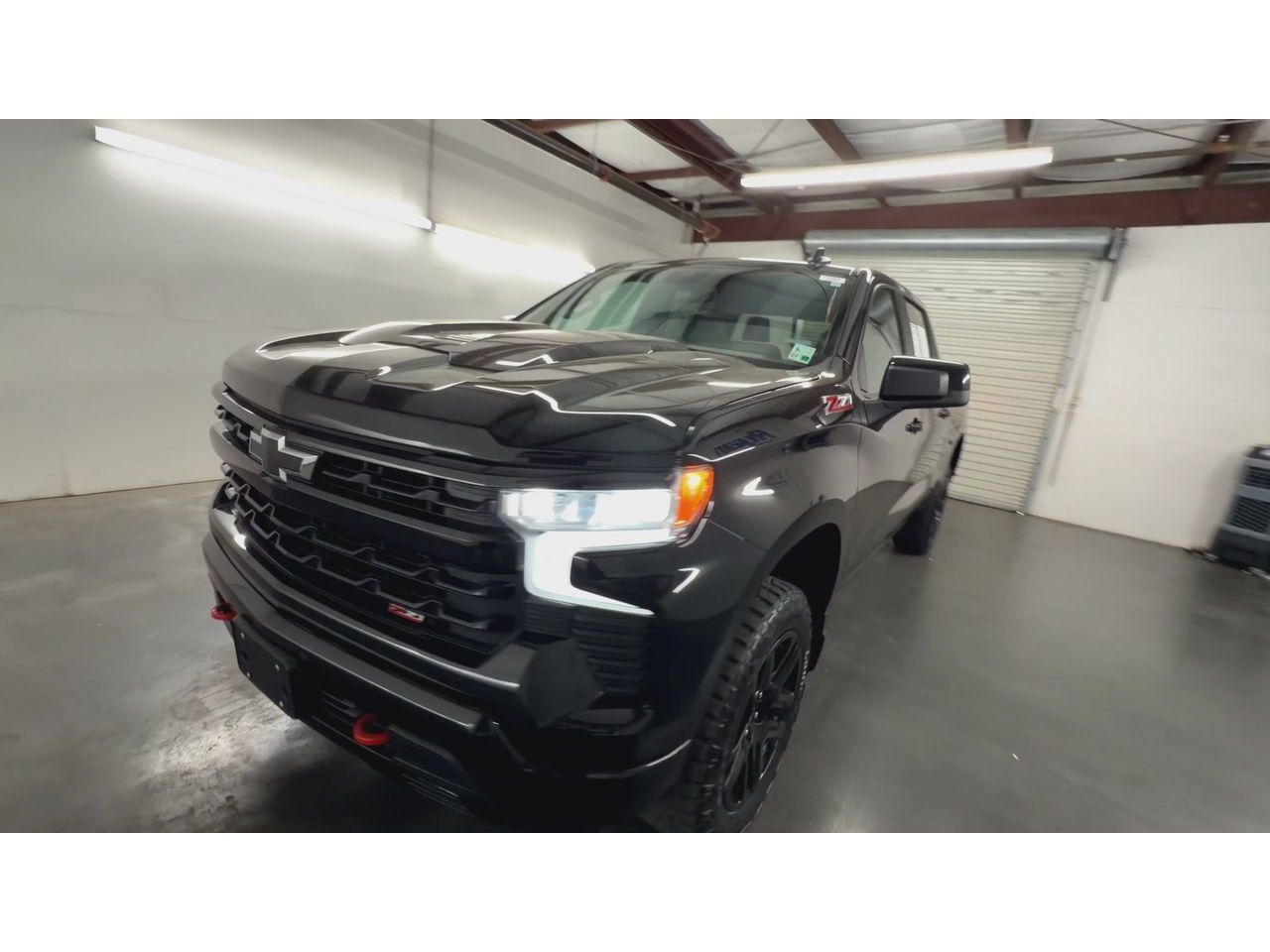 Certified 2024 Chevrolet Silverado 1500 LT Trail Boss w/ Convenience Package II AWD/4WD image 4
