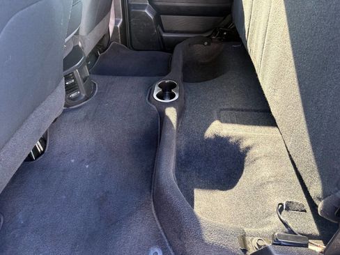 Used 2021 RAM 3500 Big Horn image 22