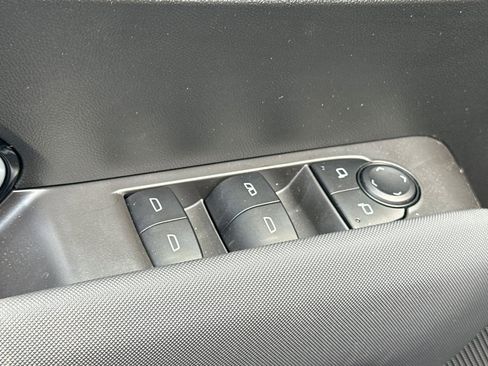 New 2025 Chevrolet Colorado Z71 w/ Midnight Edition image 12