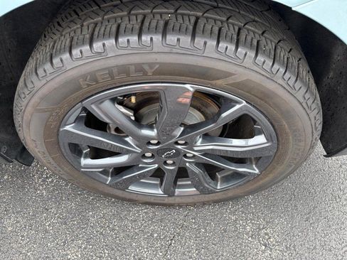 Used 2022 Chevrolet Equinox RS w/ Infotainment Package FWD image 8