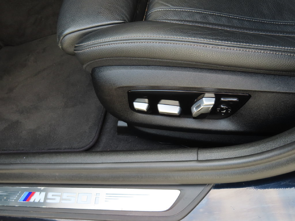 Used 2018 BMW M550i xDrive AWD/4WD image 8