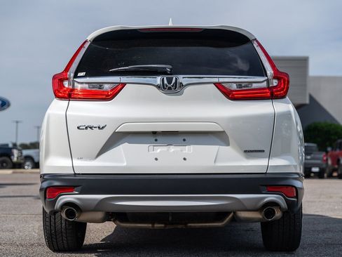 Used 2017 Honda CR-V Touring image 6