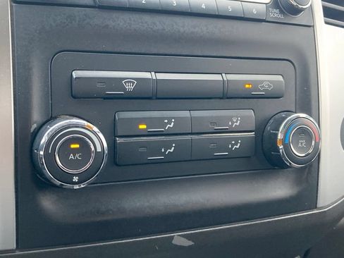 Used 2018 Nissan Frontier Desert Runner RWD image 22