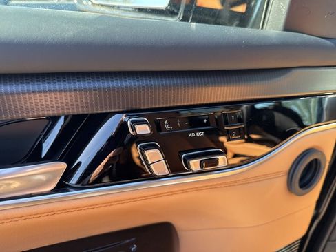 New 2026 Jeep Grand Wagoneer Summit AWD/4WD image 23
