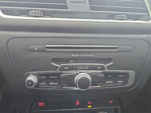 Used 2018 Audi Q3 2.0T Premium w/ Convenience Package image 18