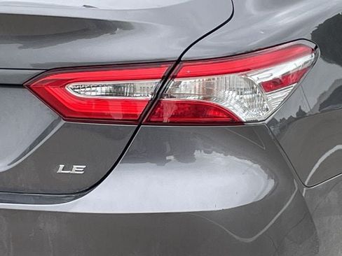 Used 2019 Toyota Camry LE FWD image 6