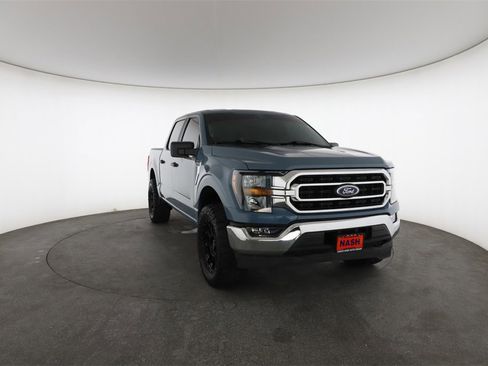 Used 2023 Ford F150 XLT image 3