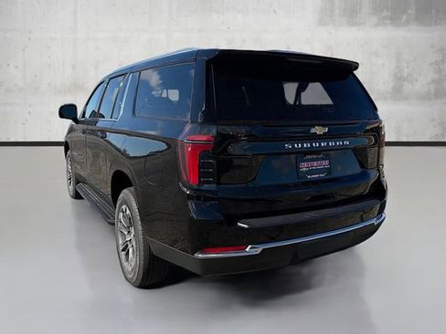 New 2026 Chevrolet Suburban LS image 7