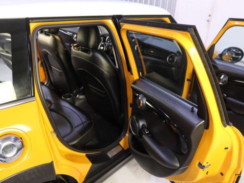 Used 2015 MINI Cooper S image 14