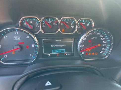 Used 2019 Chevrolet Suburban LT AWD/4WD image 20