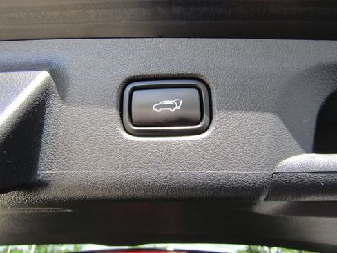 Used 2025 Hyundai Palisade SEL AWD/4WD image 25
