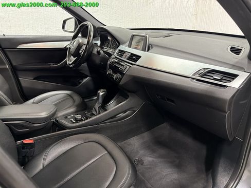 Used 2017 BMW X1 xDrive28i AWD/4WD image 5