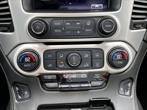 Used 2019 GMC Yukon SLT image 18