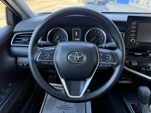 Used 2024 Toyota Camry LE image 18