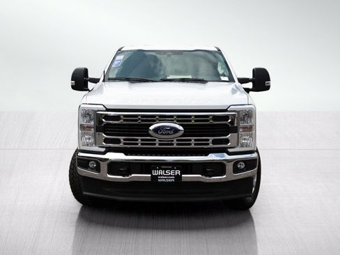 Used 2023 Ford F350 XLT AWD/4WD image 8