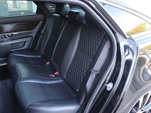 Used 2019 Jaguar XJ L Portfolio image 46