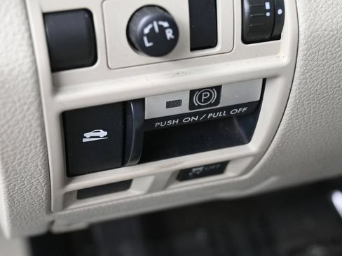 Used 2013 Subaru Outback 2.5i Premium AWD/4WD image 24