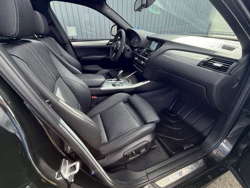Used 2017 BMW X4 M40i image 12