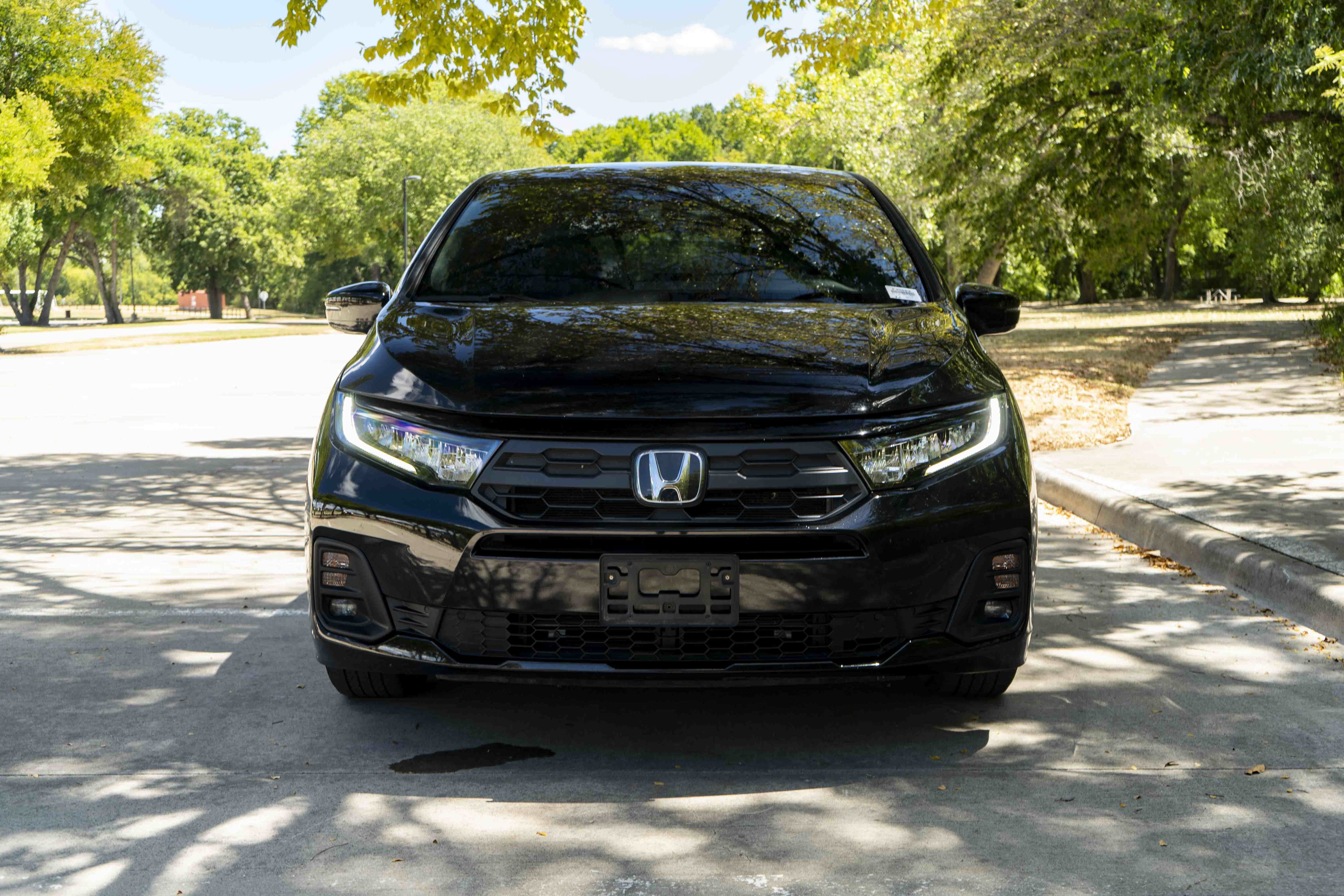 Used 2025 Honda Odyssey Sport-L image 3