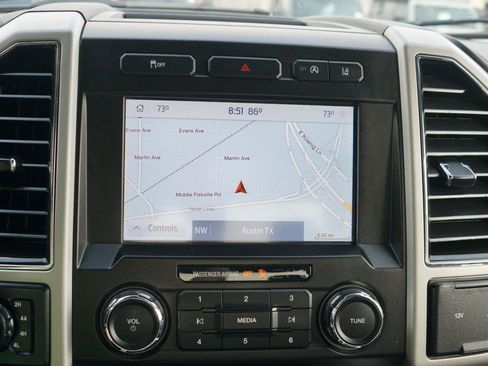 Used 2020 Ford F150 Lariat AWD/4WD image 13