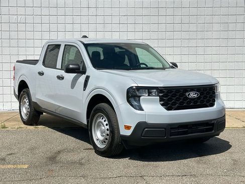 New 2026 Ford Maverick XL AWD/4WD image 26