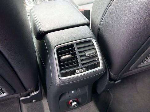 Used 2017 Audi Q3 2.0T Premium Plus w/ Premium Plus Package image 25