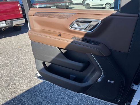 Used 2021 Chevrolet Tahoe High Country image 19