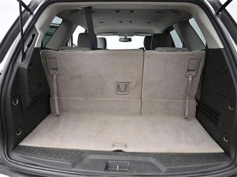 Used 2012 GMC Acadia SLE image 35