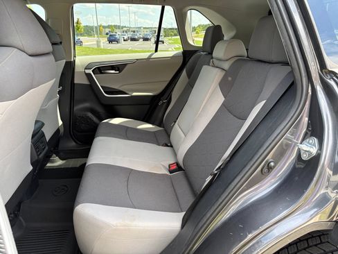 Used 2021 Toyota RAV4 XLE w/ Convenience Package AWD/4WD image 32