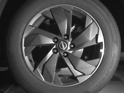 Used 2025 Nissan Rogue SV image 14