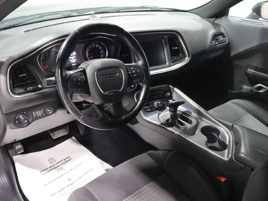 Used 2016 Dodge Challenger SXT w/ Sound Group RWD image 3