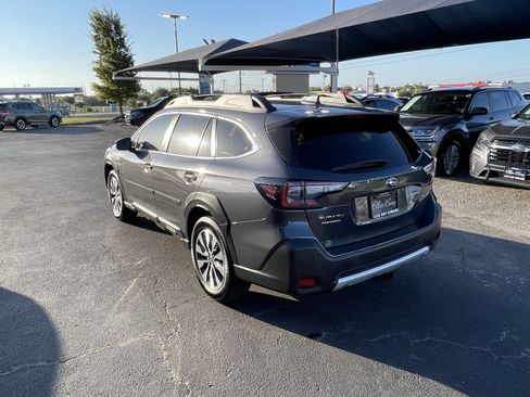 Used 2023 Subaru Outback Limited AWD/4WD image 5