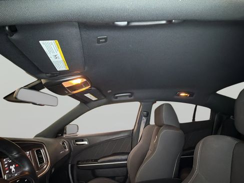 Used 2018 Dodge Charger R/T Scat Pack RWD image 32