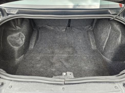 Used 2022 Dodge Challenger GT image 33