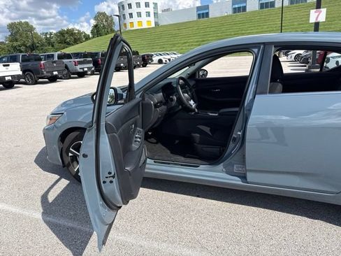 Certified 2025 Nissan Sentra SV w/ All-Weather Package FWD image 7