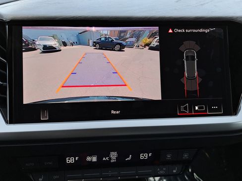 Certified 2025 Audi Q4 e-tron Premium Plus w/ Premium Plus AWD/4WD image 24