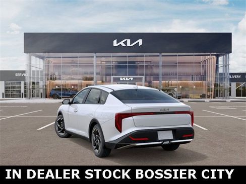 New 2025 Kia K4 EX image 4