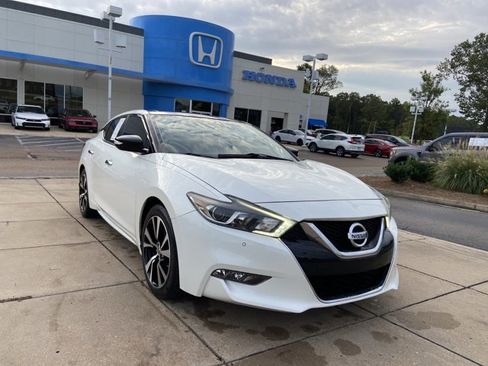 Used 2018 Nissan Maxima 3.5 SL image 2