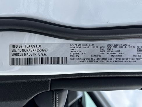 Certified 2022 Jeep Grand Cherokee L Laredo image 43