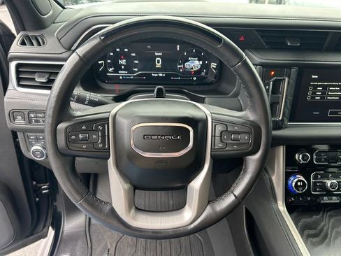 Used 2024 GMC Yukon Denali w/ Denali Reserve Package AWD/4WD image 20