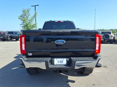 Used 2024 Ford F250 XLT w/ Snow Plow Prep Package AWD/4WD image 4