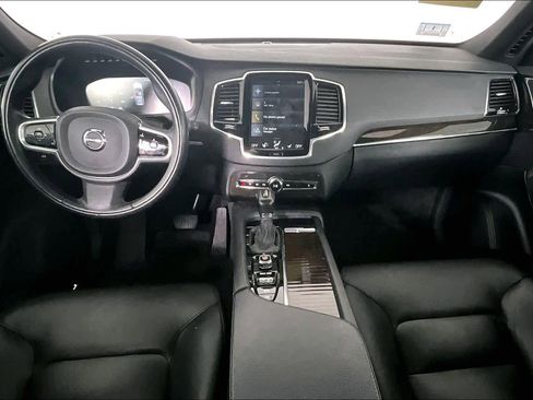 Used 2018 Volvo XC90 T6 Momentum w/ Convenience Package image 15