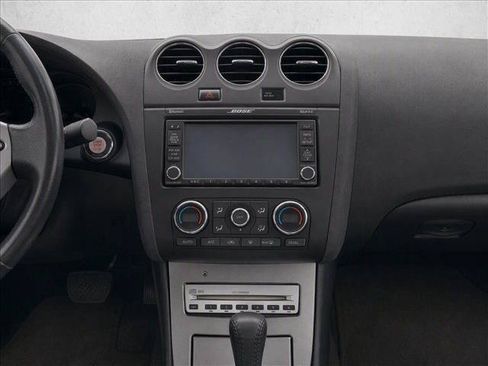Used 2008 Nissan Altima 3.5 SL w/ Technology Pkg FWD image 13