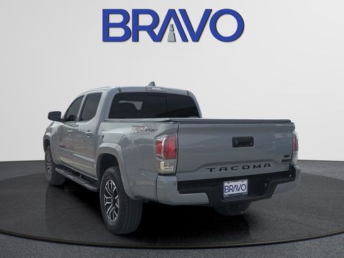 Used 2021 Toyota Tacoma TRD Sport w/ Technology Package RWD image 5